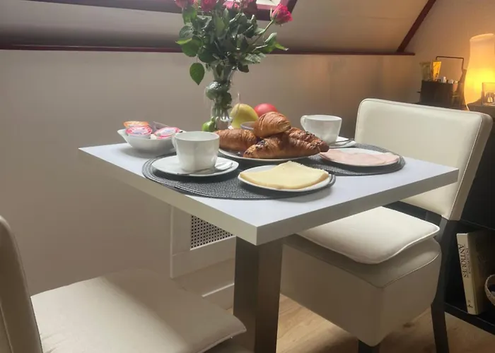 Rust, & Gratis Ontbijt Met Uitzicht Op Paardenweiden *