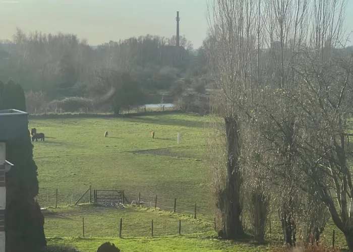 Rust, & Gratis Ontbijt Met Uitzicht Op Paardenweiden Homestay Lobith