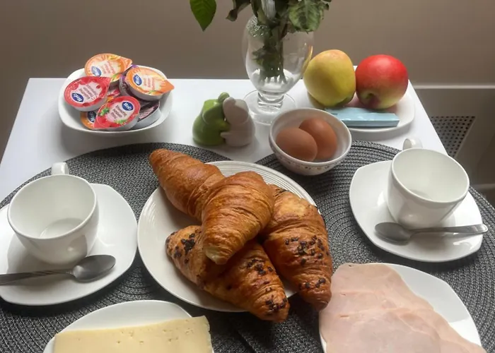 Homestay Rust, & Gratis Ontbijt Met Uitzicht Op Paardenweiden Lobith